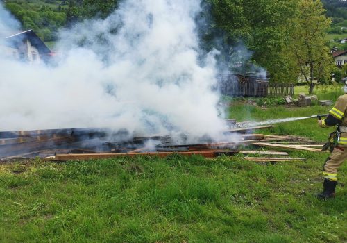 Brandeinsatz Holzhaufen Mai 2019