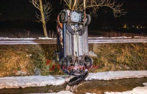15.12.2019 - Fahrzeugabsturz mit Fahrerflucht - Doelsach